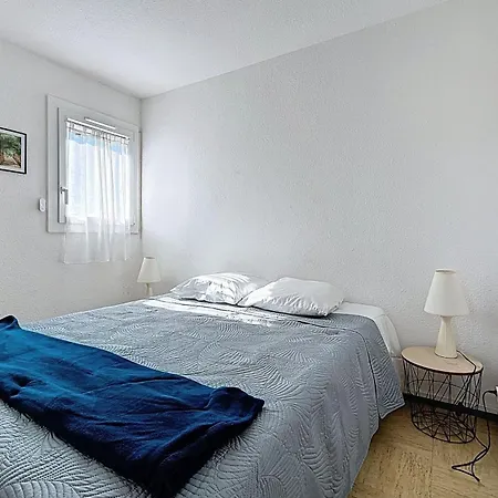 Bright Near Apartmán